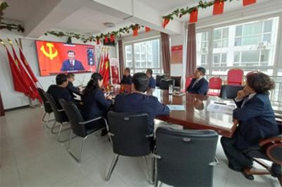 新隆基黨支部開(kāi)展《中國(guó)共產(chǎn)黨章程》專(zhuān)題學(xué)習(xí)活動(dòng)